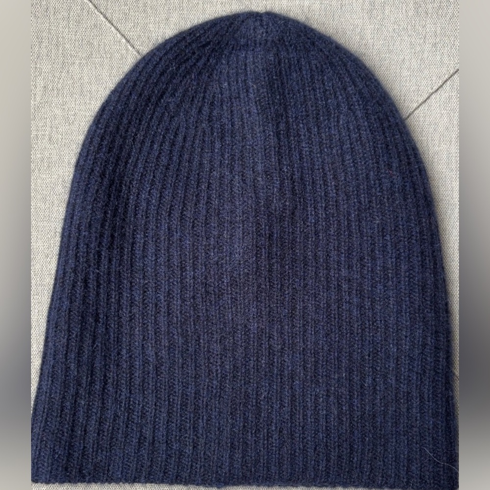 White + Warren cashmere navy Blue Beanie winter hat